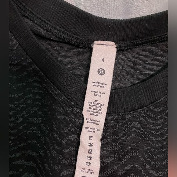 Lululemon black stripped flowy top - Picture 2 of 4